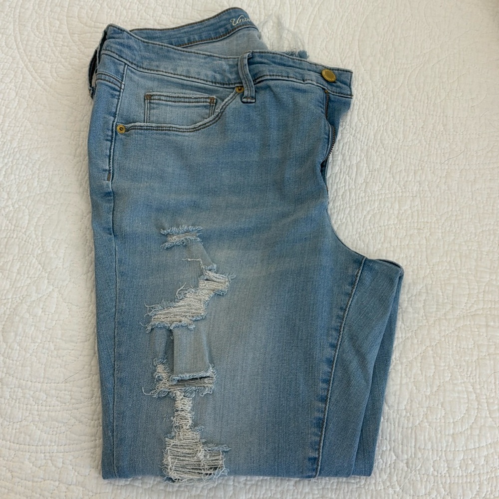 Universal Thread  (2 pairs) distressed Jeans size 14w